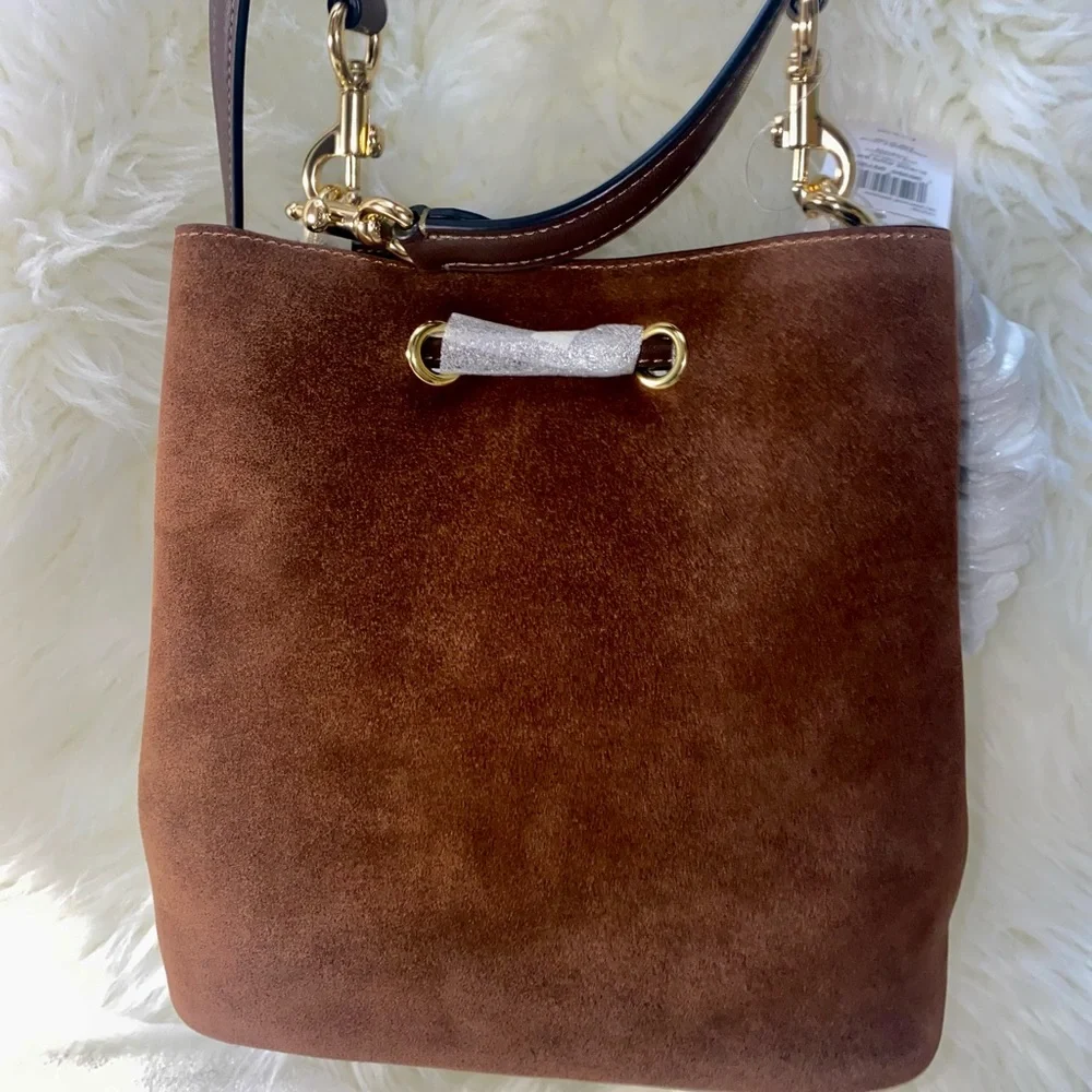 Coach 🤎 Rowan Bucket Bag in Suede New